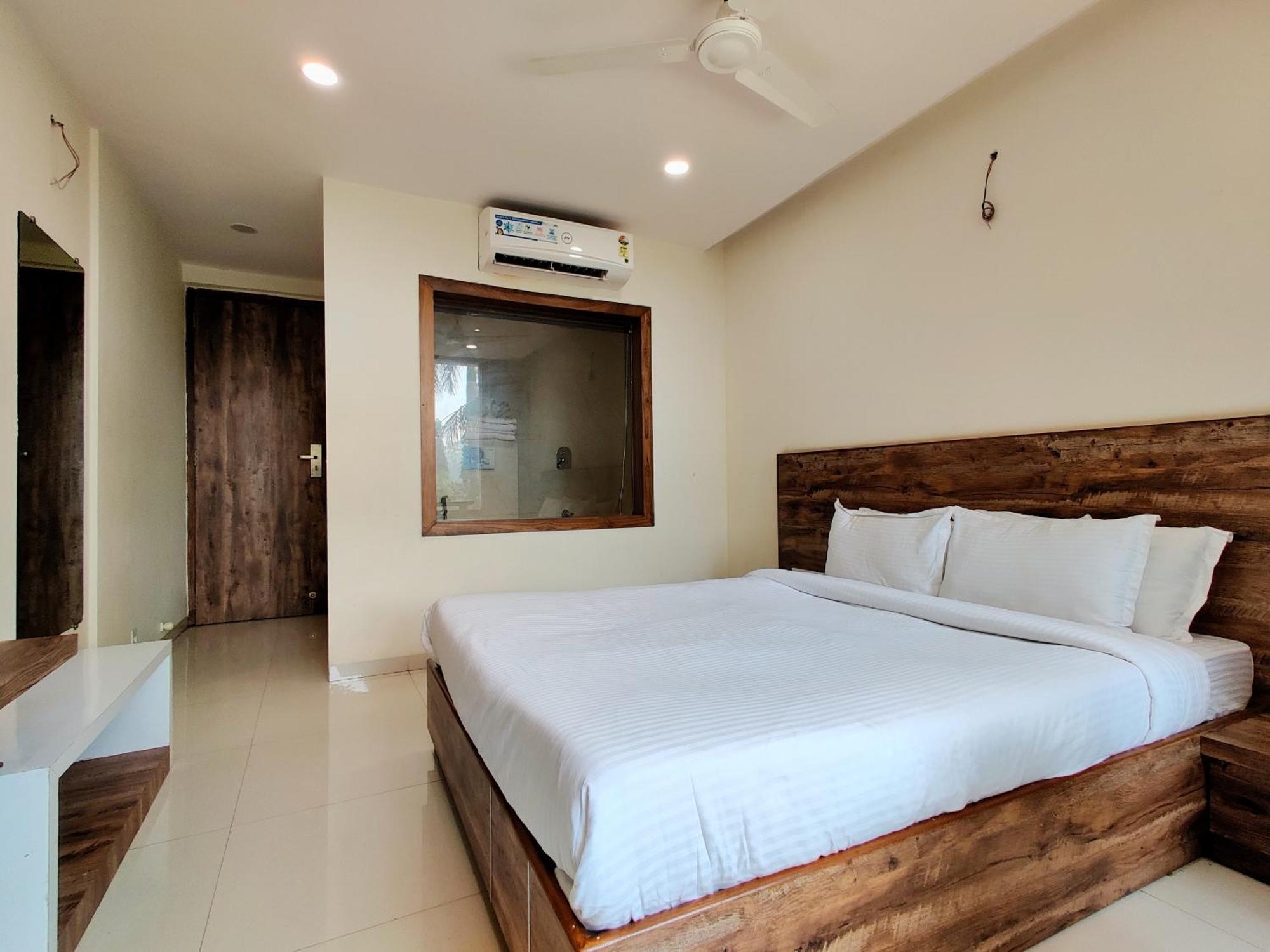 Pushp Vatika Resort & Lawns Navi Mumbai Luaran gambar