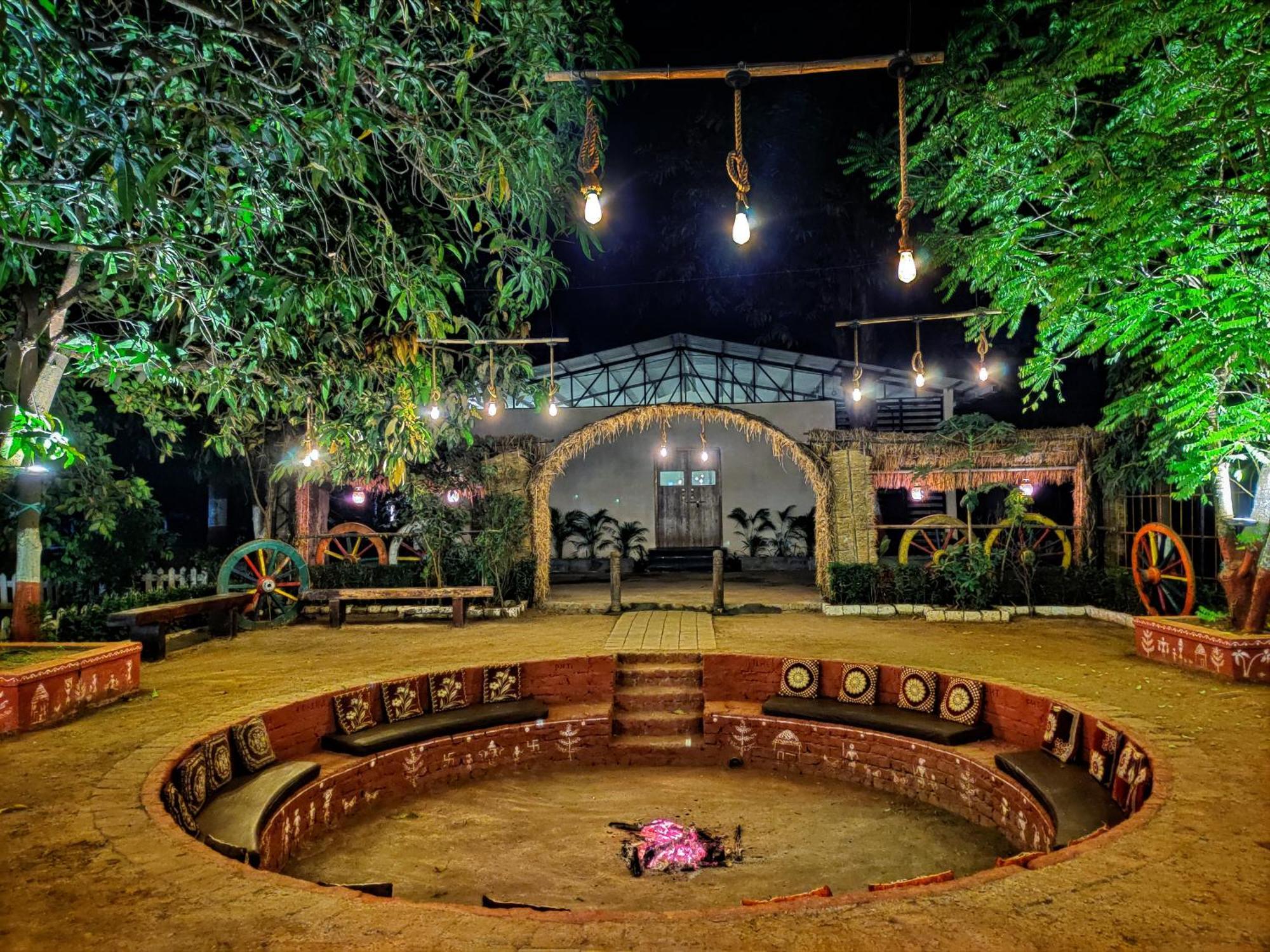Pushp Vatika Resort & Lawns Navi Mumbai Luaran gambar