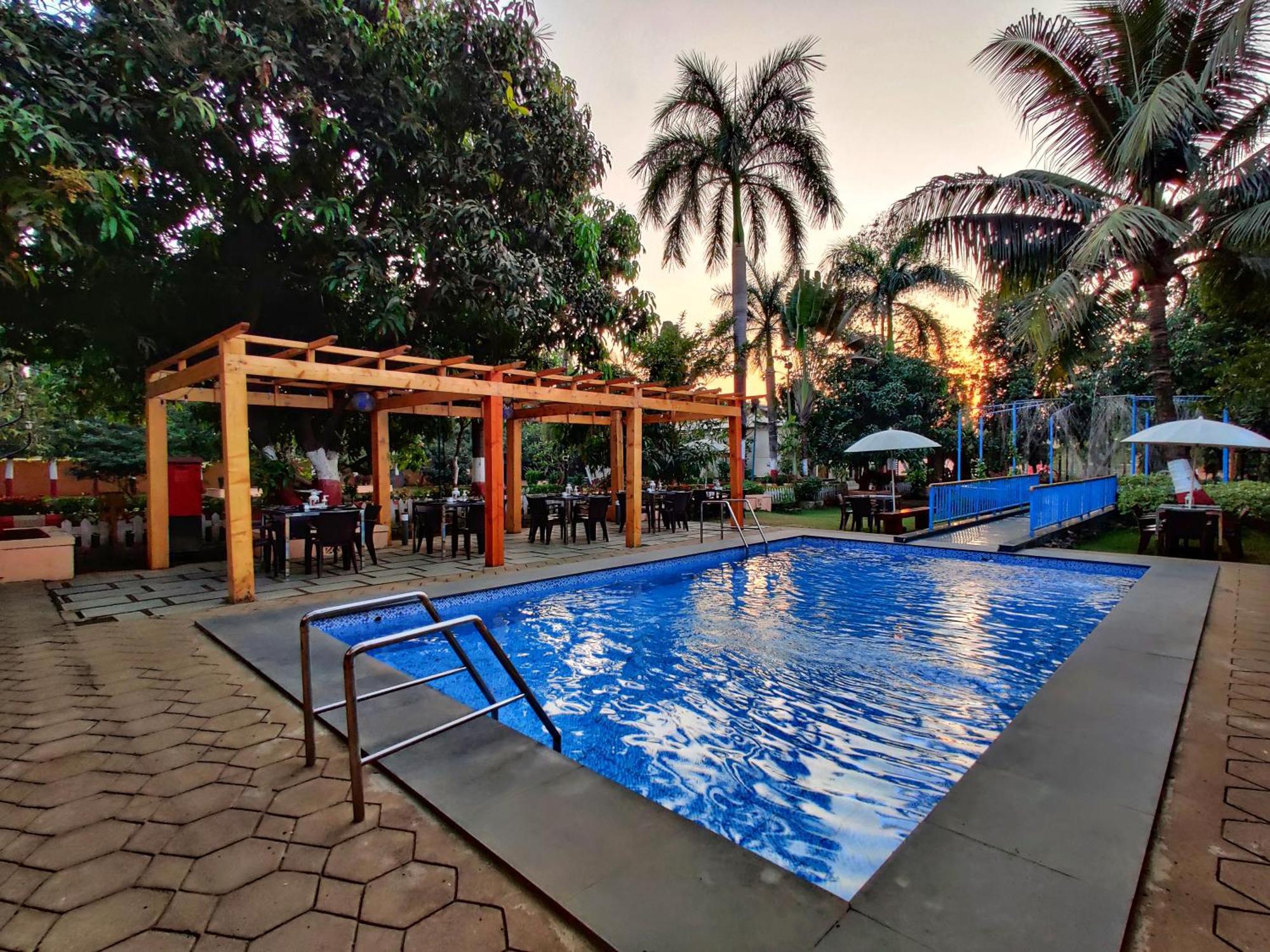 Pushp Vatika Resort & Lawns Navi Mumbai Luaran gambar
